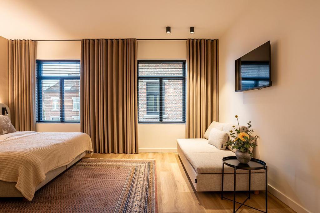 Boutique Hotel Annamaes, Maastricht-Hoge Kempen Lanaken Ngoại thất bức ảnh