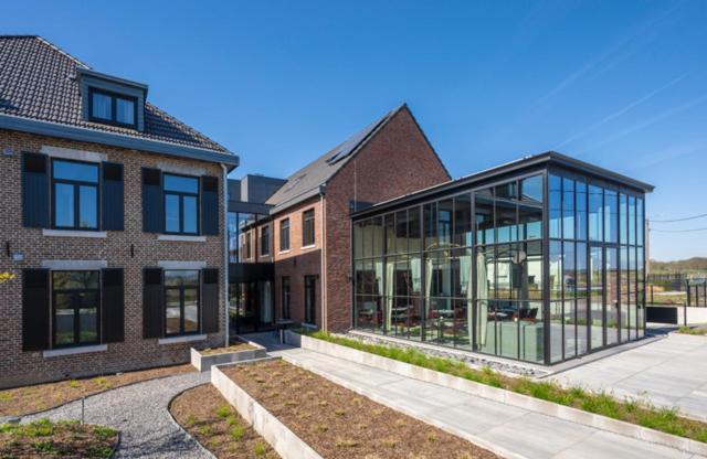 Boutique Hotel Annamaes, Maastricht-Hoge Kempen Lanaken Ngoại thất bức ảnh